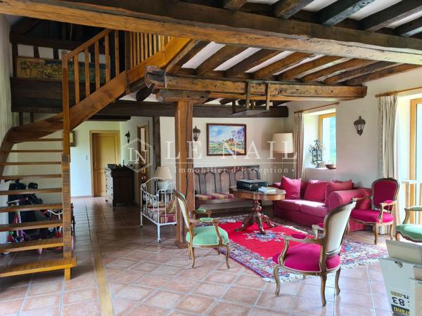 Manoir XVIe restauré et sa longère XIXe en Sud Mayenne
