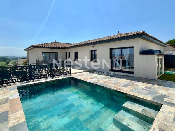 Maison contemporaine T6 de 168 m² avec piscine et jardin arboré à vendre à Montredon proche Carcassonne