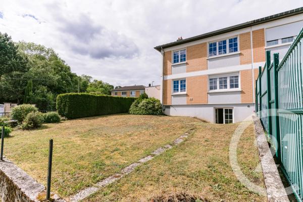 Maison à vendre  5 pièces - 90 m 2   FAMECK  - 57