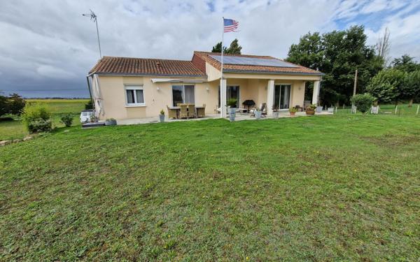 Maison à vendre    5 pièces • 130 m2 Les Trois-Moutiers