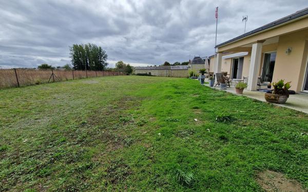 Maison à vendre    5 pièces • 130 m2 Les Trois-Moutiers
