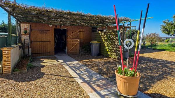 Jolie maison ancienne avec dépendances !