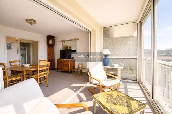 Vente Appartement 3 pièces 61 m2 à Saint-Raphaël