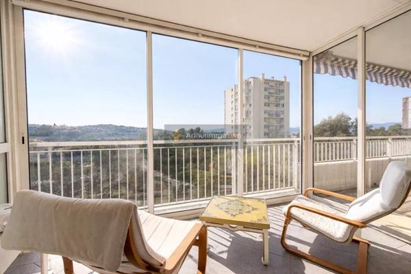 Vente Appartement 3 pièces 61 m2 à Saint-Raphaël