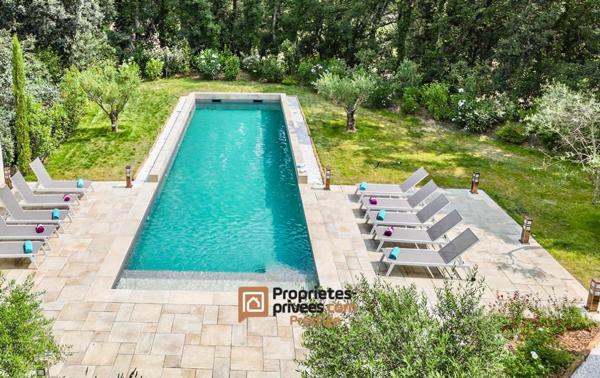 UZES, proche Pont du Gard , belle villa avec piscine