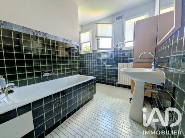Maison à vendre 6 pièces 143 m² Dun-sur-Meuse