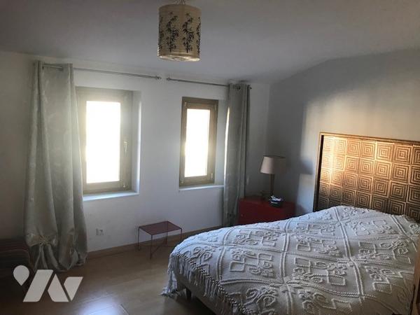 Maison de ville proche du centre ville de 148 m²