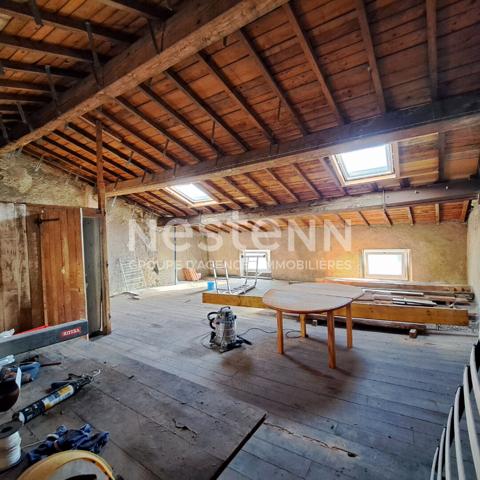 A VENDRE MAISON 6 PIECES AVEC JARDIN A LAROQUE D'OLMES