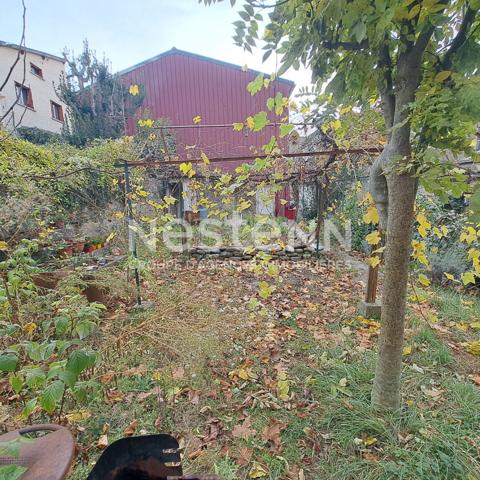 A VENDRE MAISON 6 PIECES AVEC JARDIN A LAROQUE D'OLMES