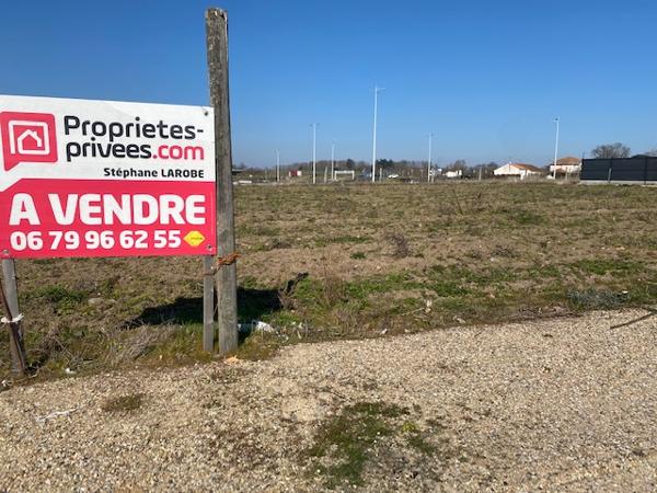 Terrain Avermes 908 m2