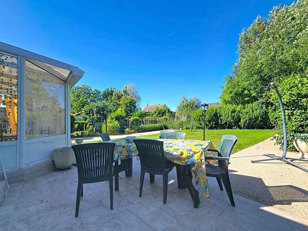 Maison plain-pied 5 pièces à vendre à Chaumontel - 359 500 €