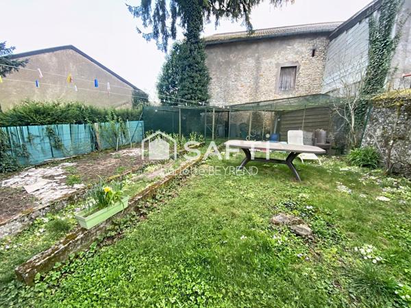 Maison Lorraine atypique de 160m2 avec patio, double garage et jardin de 360m2