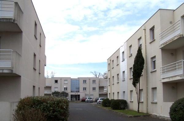 T1 - 470.88 € CC / MOIS - PESSAC CANDEAU