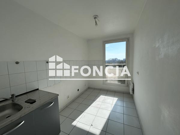 Location Appartement 3 pièces 64.29 m² - 1 RUE UNGEMACH Schiltigheim 67300