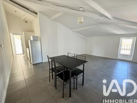 Location appartement 2 pièces 46 m² Nîmes