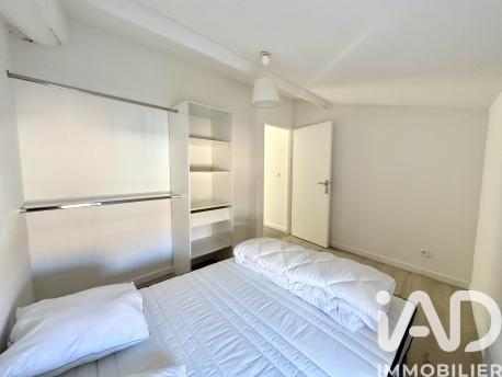 Location appartement 2 pièces 46 m² Nîmes