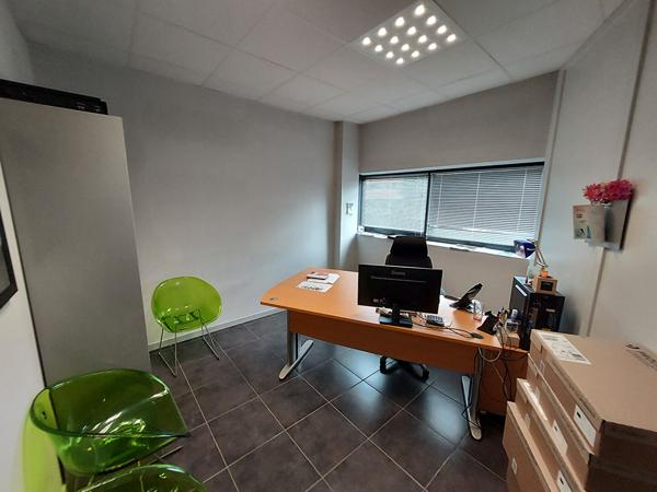Bureaux La Roche Sur Yon 177.50 m2 , La roche sur yon