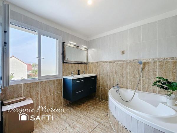 Spacieuse maison familiale – 7 pièces – 151 m² – Lisses