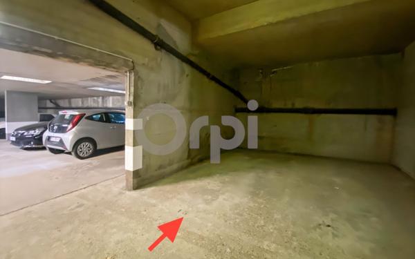 Stationnement à vendre    10 m2 Paris 20