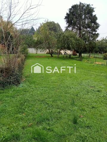 ensemble de deux maisons