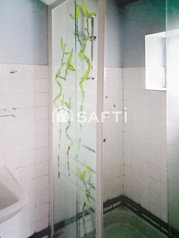 ensemble de deux maisons