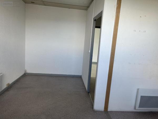 Fonds et/ou murs commerciaux à louer à Dole dans le Jura (39100), ref : 39034-L77