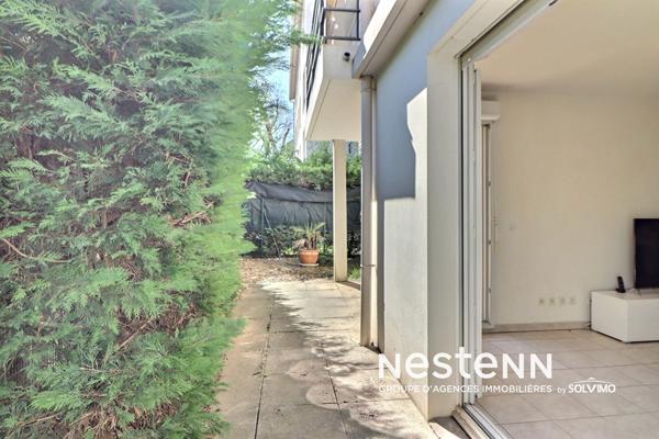 Saint Priest Centre ville Rez de jardin de type 3 de 64m2 avec Garage