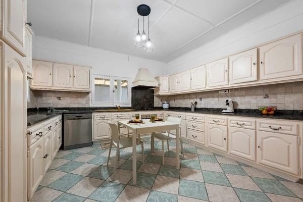 🏡 Maison d’Exception de 297 m² sur 1 906 m² de Terrain – Idéale pour Colocation, Gîte ou Chambres d’Hôtes