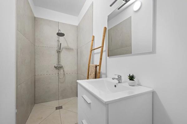 🏡 Maison d’Exception de 297 m² sur 1 906 m² de Terrain – Idéale pour Colocation, Gîte ou Chambres d’Hôtes