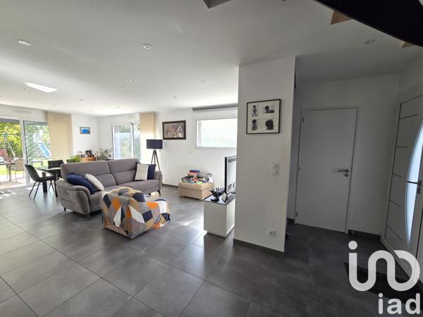 Maison à vendre 6 pièces 128 m² Montreuil-Juigné
