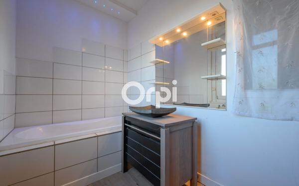 Maison à vendre    4 pièces •  Armentières