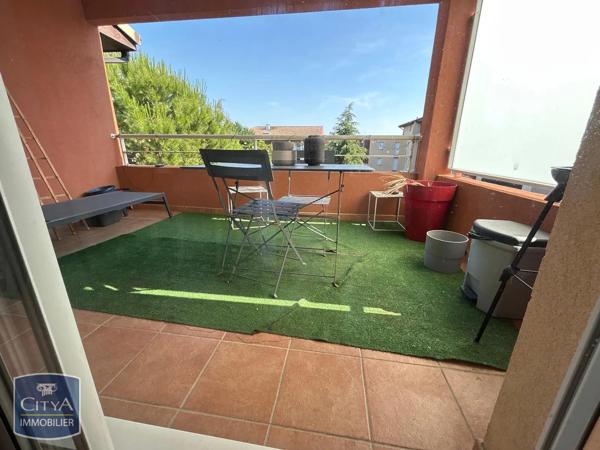 Appartement à louer 2 pièces 49.79m² Carpentras (84200)
