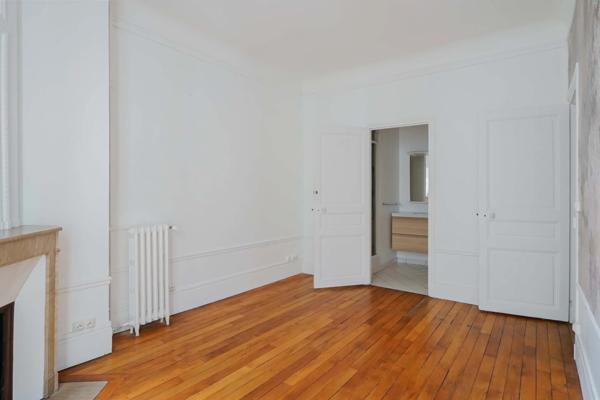 Appartement Paris 7e - MOTTE-PICQUET / CLER