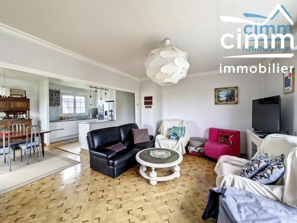 &nbsp;EXCLUSIVITÉ AMEPI :&nbsp;MAISON 5 PIÈCES AVEC BEAU JARDIN 880 m2- INTÉRIEUR EN BON ÉTAT - CENTRE VILLE&nbsp;