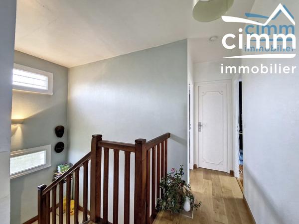 &nbsp;EXCLUSIVITÉ AMEPI :&nbsp;MAISON 5 PIÈCES AVEC BEAU JARDIN 880 m2- INTÉRIEUR EN BON ÉTAT - CENTRE VILLE&nbsp;