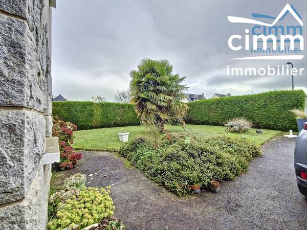 &nbsp;EXCLUSIVITÉ AMEPI :&nbsp;MAISON 5 PIÈCES AVEC BEAU JARDIN 880 m2- INTÉRIEUR EN BON ÉTAT - CENTRE VILLE&nbsp;