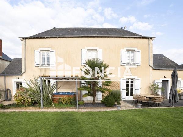 À vendre Maison 7 pièces 153 m² - Val-du-maine 53340