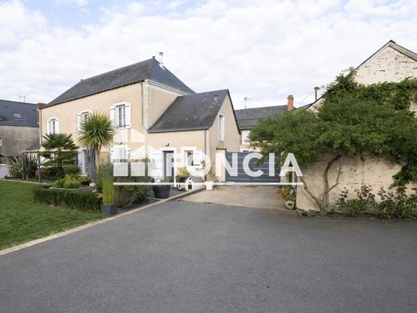 À vendre Maison 7 pièces 153 m² - Val-du-maine 53340