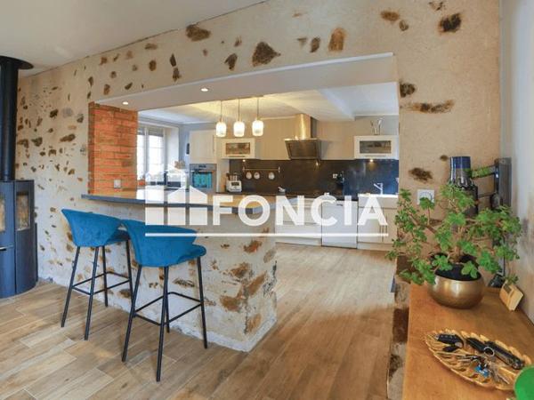 À vendre Maison 7 pièces 153 m² - Val-du-maine 53340