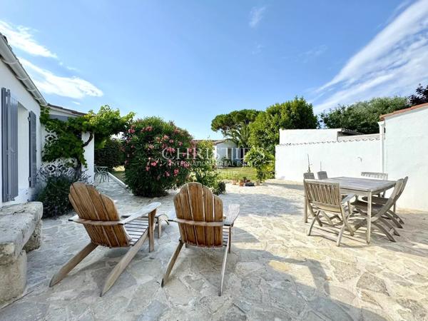 Propriété à Saint-Martin-de-Ré avec annexe