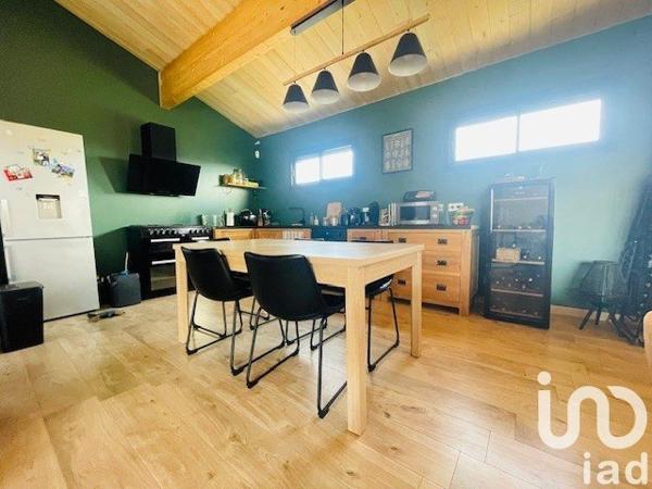 Maison 5 pièces de 118 m² à Médis (17600)