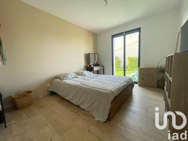 Maison 5 pièces de 118 m² à Médis (17600)