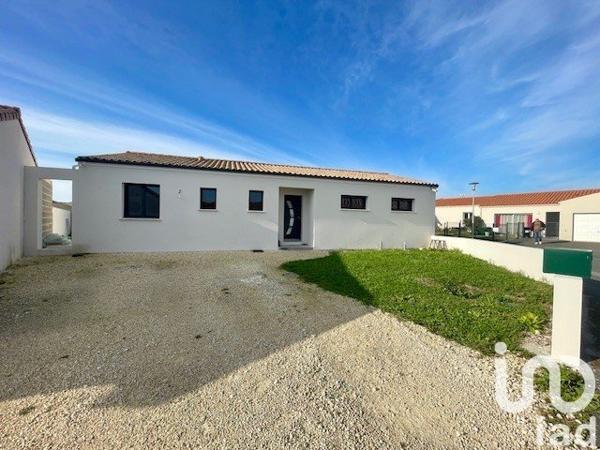 Maison 5 pièces de 118 m² à Médis (17600)