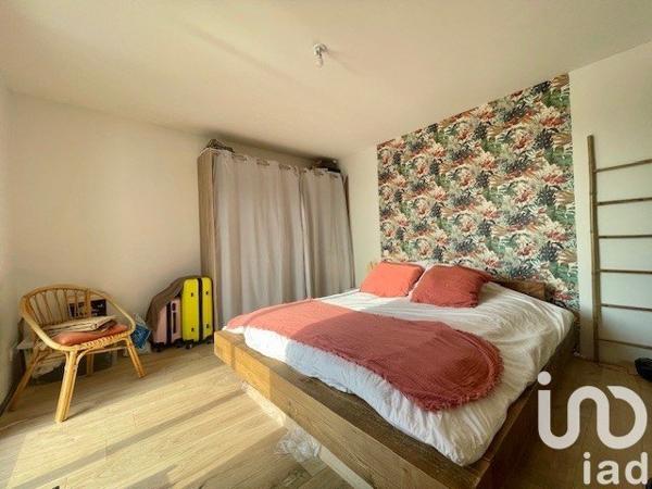 Maison 5 pièces de 118 m² à Médis (17600)