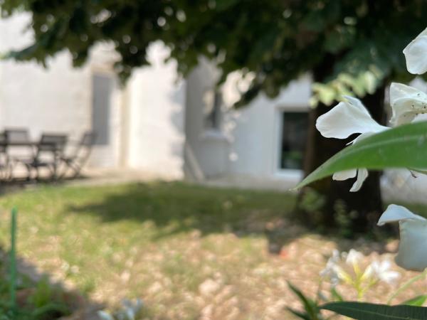 Belle ancienne de 193 m² à 10 Mn de LA ROCHELLE