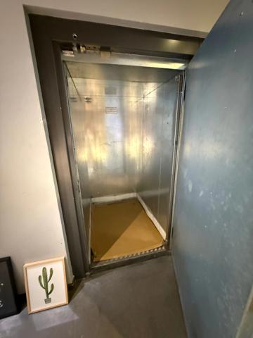 Local/bureau à vendre ()