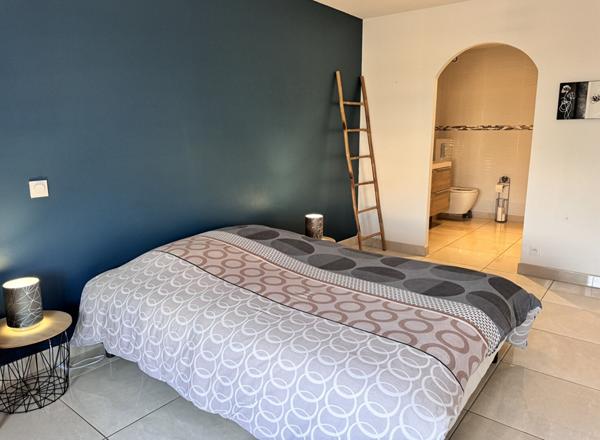 Pavillon récent de 145 m² à 10 min de Carcassonne avec vue, jardin et garage