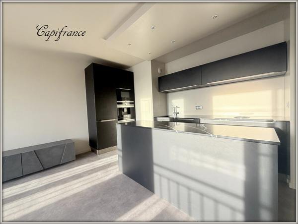 Appartement à vendre 3 pièces de 71 m Balcon Parking