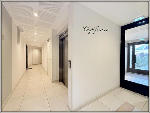 Appartement à vendre 3 pièces de 71 m Balcon Parking