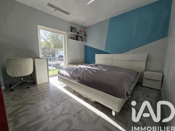 Maison à vendre 6 pièces 200 m² Contes